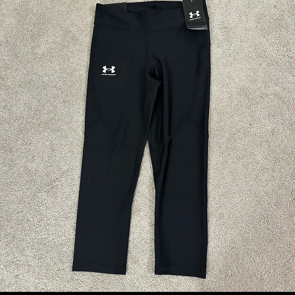 NWT under armour UA women heat gear black cropped compression legging small